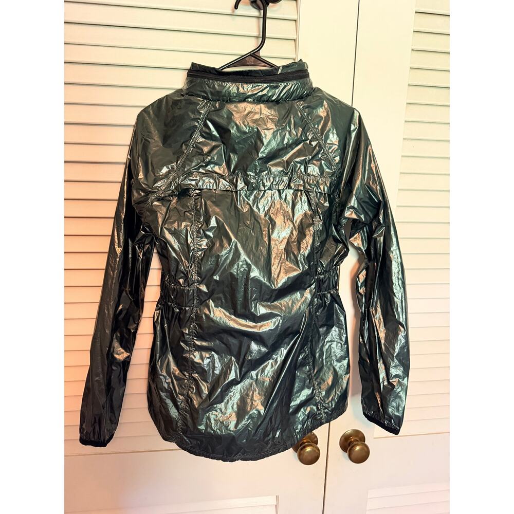 Calvin Klein Performance shiny green rain jacket size Medium - Picture 5 of 7
